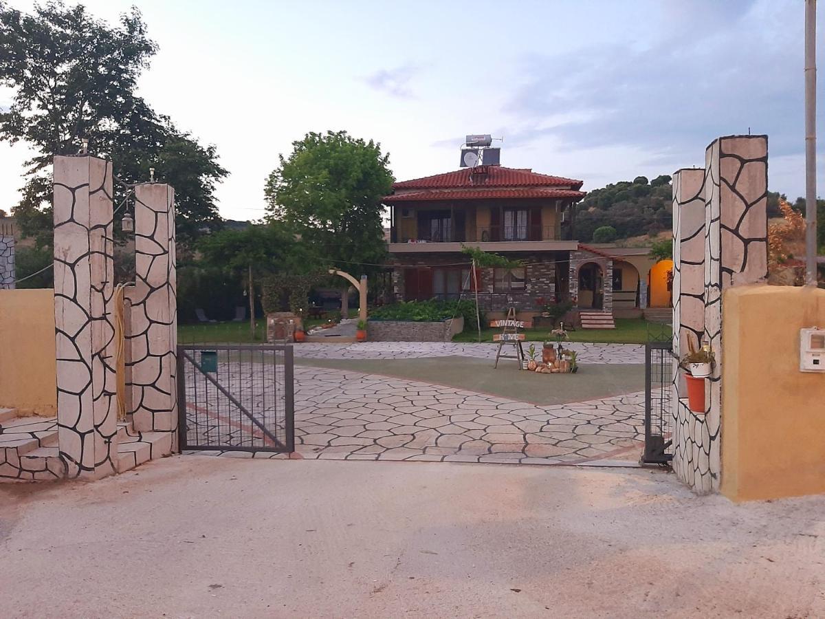Vintage Home Никити Экстерьер фото