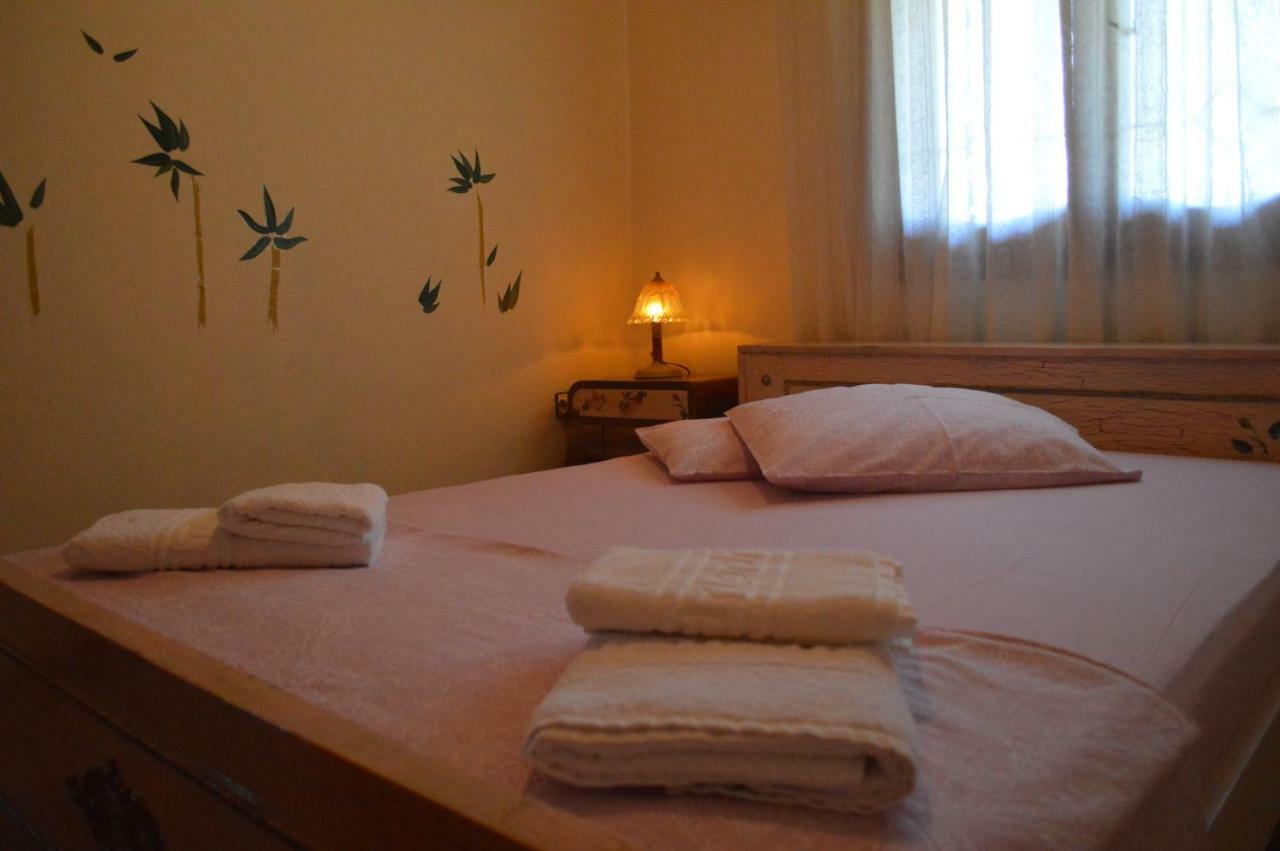 Vintage Home Никити Экстерьер фото